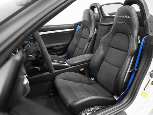 Certified 2025 Porsche 718 Boxster Spyder RS w/ Light Design Package RWD image 5