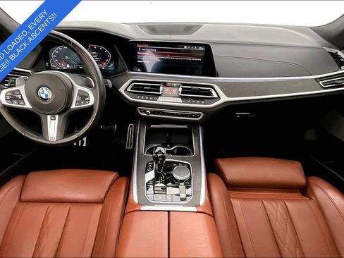 Used 2022 BMW X7 M50i w/ Dynamic Handling Package image 21