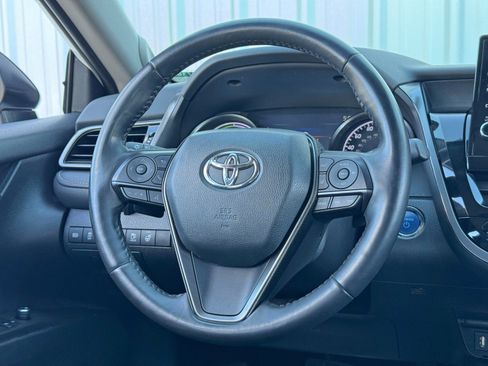 Used 2023 Toyota Camry XSE w/ Navigation Package image 18