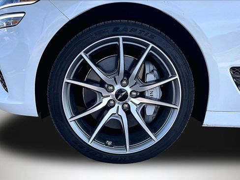 Used 2025 Genesis G70 2.5T AWD/4WD image 33