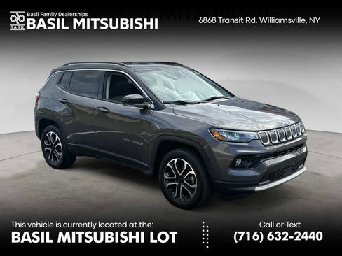 Used 2022 Jeep Compass Limited w/ Sun and Sound Group image 1