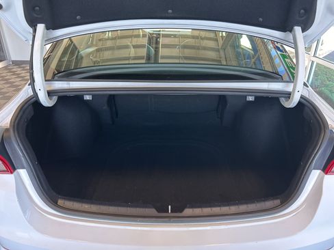 Used 2022 Kia K5 GT-Line w/ GT-Line FWD Premium Package image 11