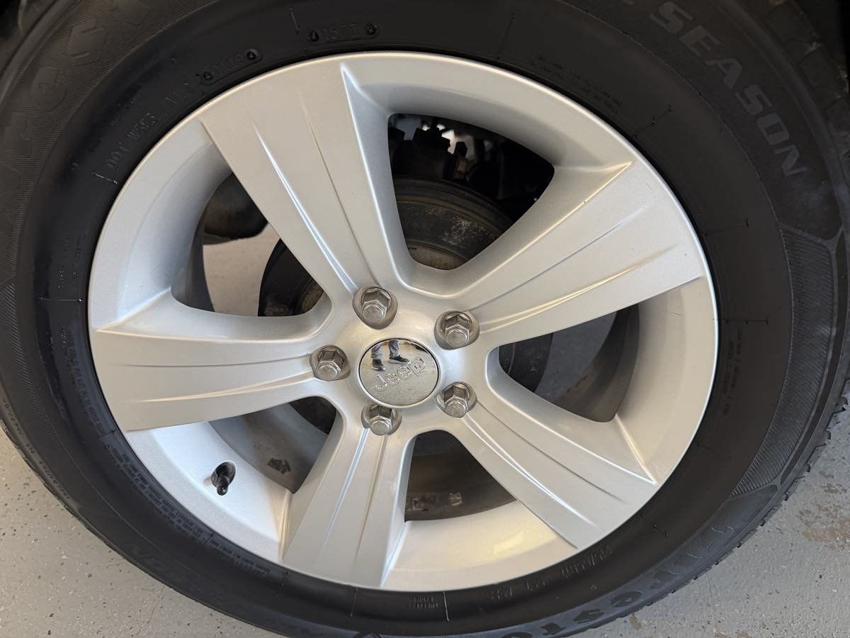 Used 2014 Jeep Patriot Sport w/ Tire & Wheel Group FWD image 22