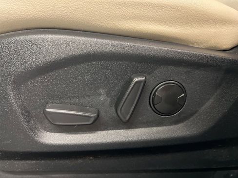 Certified 2021 Ford Edge Titanium w/ Class II Trailer Tow Package image 28