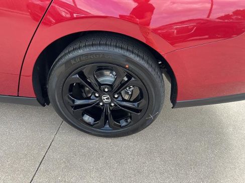 New 2025 Honda Accord SE image 15