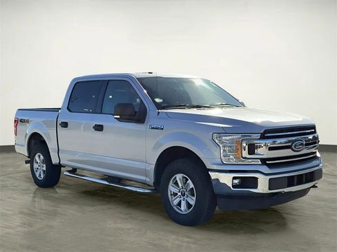 Used 2018 Ford F150 XLT w/ Equipment Group 301A Mid image 13