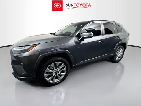 Used 2023 Toyota RAV4 Limited w/ Limited Grade Weather Package AWD/4WD image 9