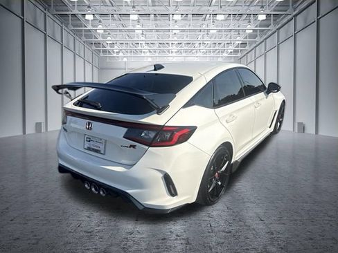Used 2025 Honda Civic Type R image 5