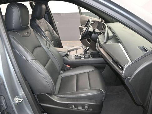 Used 2025 Cadillac XT4 Premium Luxury FWD image 24