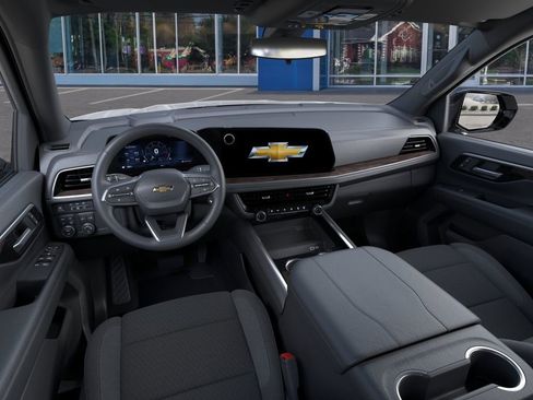 New 2026 Chevrolet Suburban LS AWD/4WD image 15