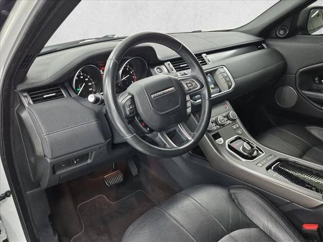 Used 2018 Land Rover Range Rover Evoque SE AWD/4WD image 10