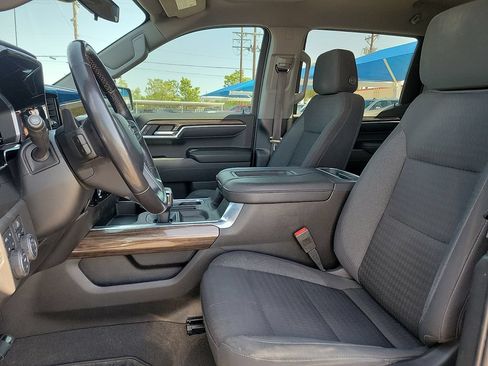 Used 2022 Chevrolet Silverado 1500 RST w/ Z71 Off-Road Package AWD/4WD image 12