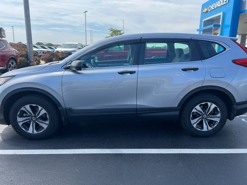 Used 2019 Honda CR-V LX image 1