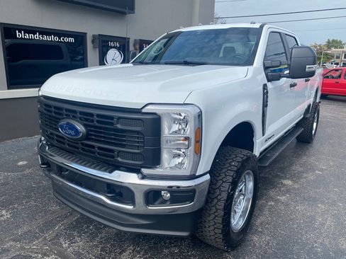 Used 2024 Ford F350 XL w/ XL Chrome Package image 2