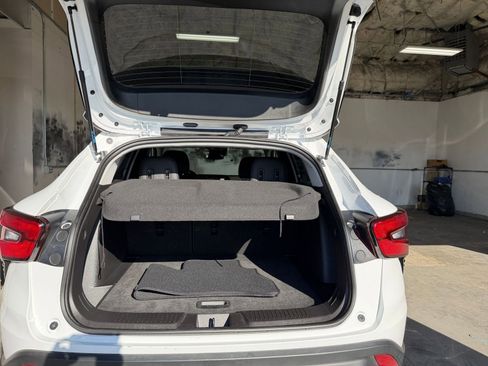 Used 2025 Chevrolet Trax LT image 29