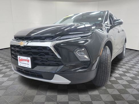 Used 2025 Chevrolet Blazer LT AWD/4WD image 5