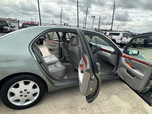Used 2003 Lexus LS 430 RWD image 68