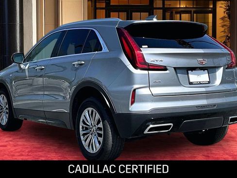 Used 2024 Cadillac XT4 Premium Luxury AWD/4WD image 4
