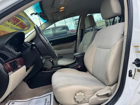 Used 2012 Mitsubishi Galant ES image 10