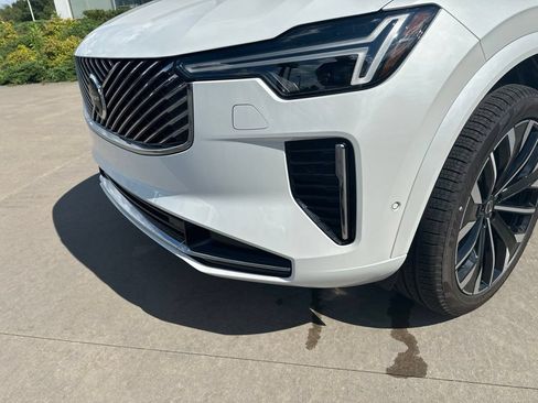 New 2026 Volvo XC90 B6 Ultra w/ Protection Package AWD/4WD image 10