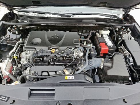 Certified 2021 Toyota Camry SE w/ Blackout Package (TMS) image 27