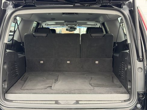 Used 2016 Cadillac Escalade ESV Premium image 10