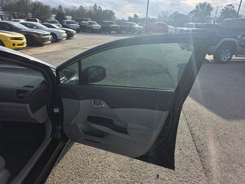 Used 2012 Honda Civic LX image 10