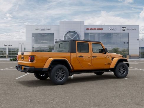 New 2026 Jeep Gladiator Sport AWD/4WD image 4