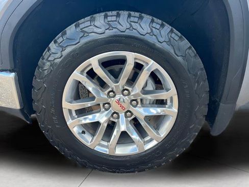 Used 2019 GMC Sierra 1500 SLE w/ SLE Value Package AWD/4WD image 10