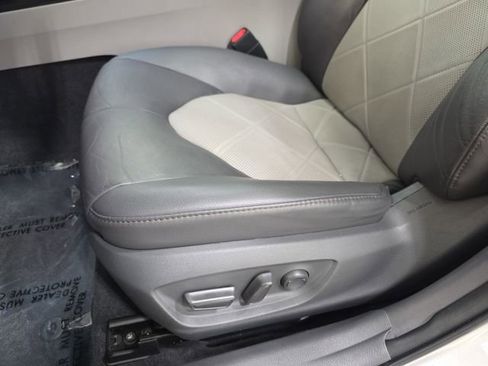 Used 2018 Toyota Camry XLE w/ Driver Assist Package FWD image 29