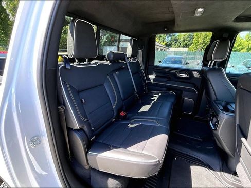 Used 2025 GMC Sierra 2500 AT4X AWD/4WD image 20