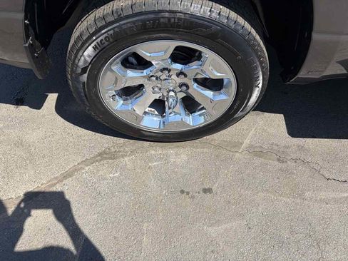 Used 2020 RAM 1500 Big Horn AWD/4WD image 35