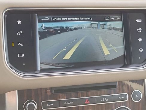 Used 2016 Land Rover Range Rover HSE image 21