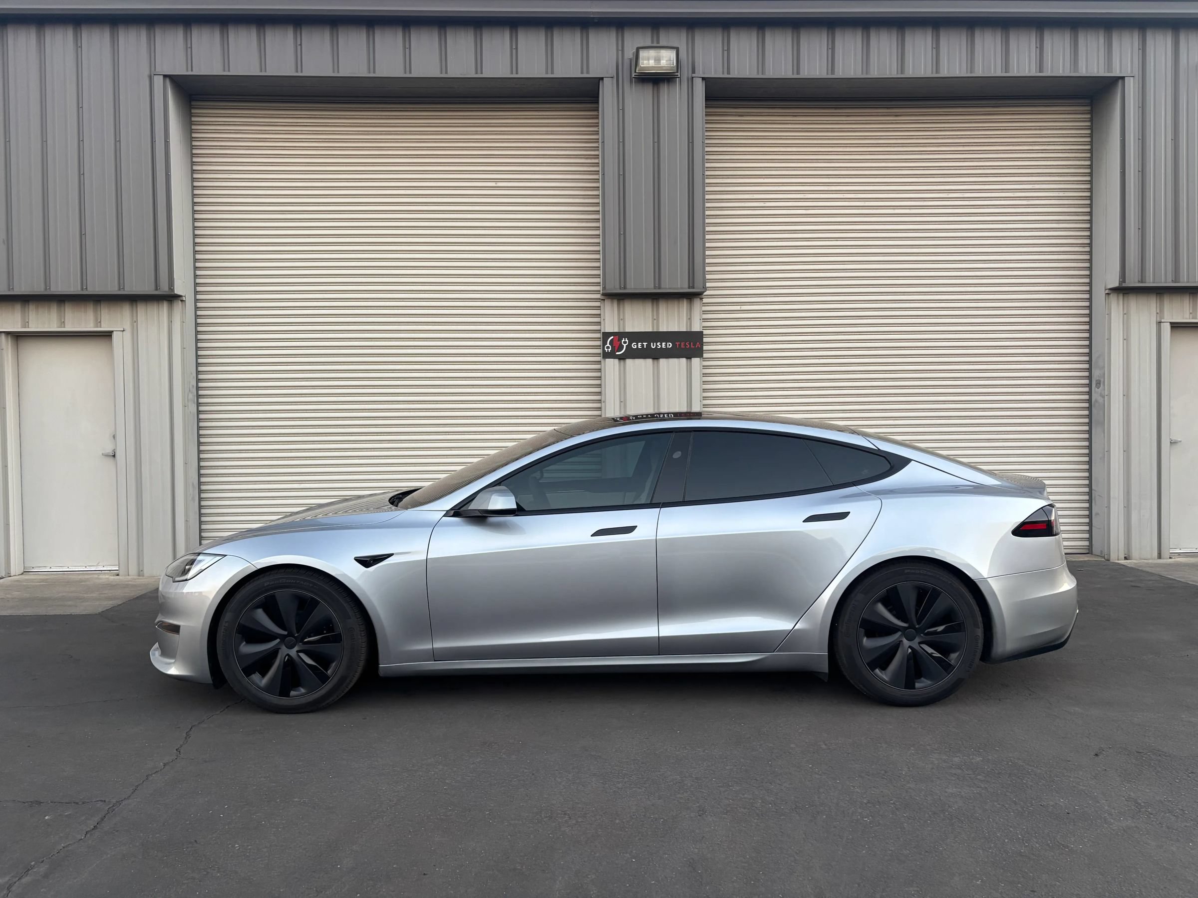 Used 2024 Tesla Model S AWD/4WD image 3