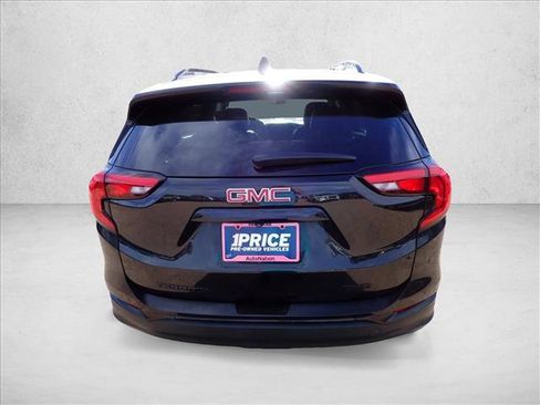 Used 2020 GMC Terrain SLT w/ Elevation Edition AWD/4WD image 2
