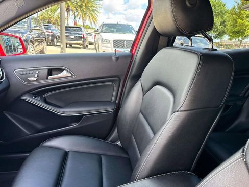 Used 2020 Mercedes-Benz GLA 250 image 16