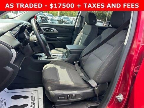 Used 2019 Chevrolet Traverse LT FWD image 14