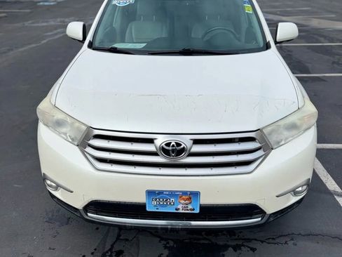 Used 2012 Toyota Highlander Limited image 2