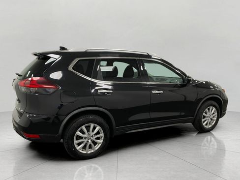 Used 2018 Nissan Rogue SV AWD/4WD image 3