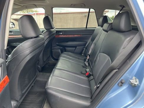 Used 2012 Subaru Outback 2.5i Limited AWD/4WD image 17