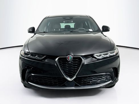 Used 2024 Alfa Romeo Tonale Ti w/ Active Assist Package AWD/4WD image 2