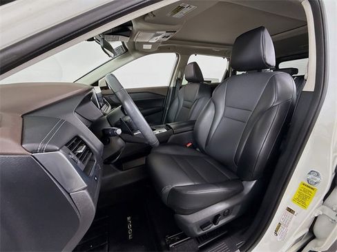 Certified 2023 Nissan Rogue SV w/ SV Premium B Package image 5