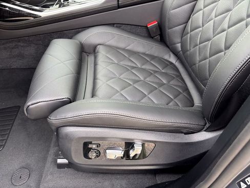 New 2026 BMW X7 xDrive40i AWD/4WD image 17