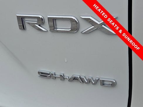 Used 2025 Acura RDX SH-AWD image 8
