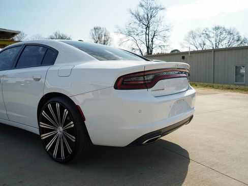 Used 2022 Dodge Charger SXT w/ Leather Interior Group image 14