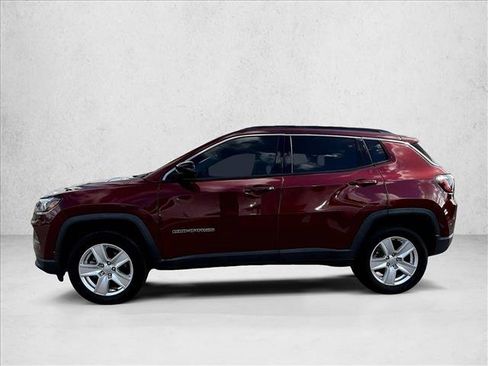 Used 2022 Jeep Compass Latitude AWD/4WD image 6