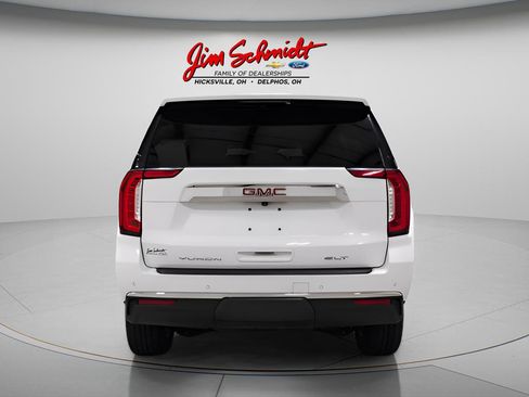 Used 2024 GMC Yukon SLT AWD/4WD image 5