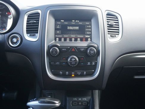 Used 2020 Dodge Durango SXT image 19