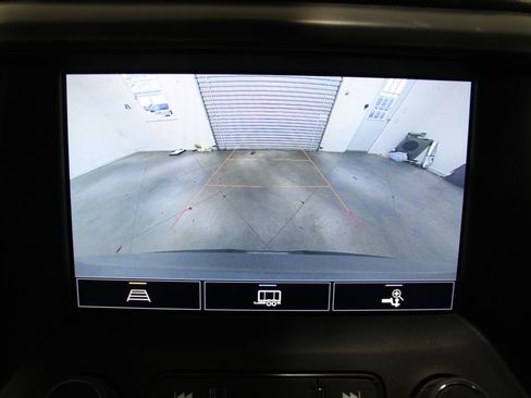 Used 2023 GMC Acadia AT4 w/ Preferred Package image 29