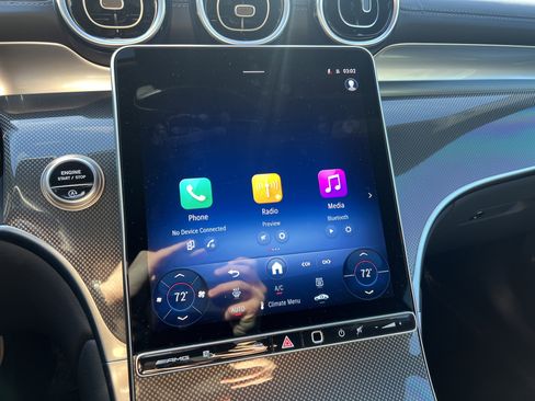 Used 2025 Mercedes-Benz GLC 43 AMG 4MATIC image 24